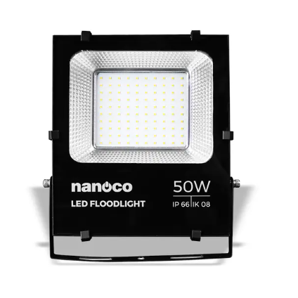 50W/220V *Màu ánh sáng  : Trắng 6500k *Kích thước sản phẩm (mm) : 240 x 210 x 60