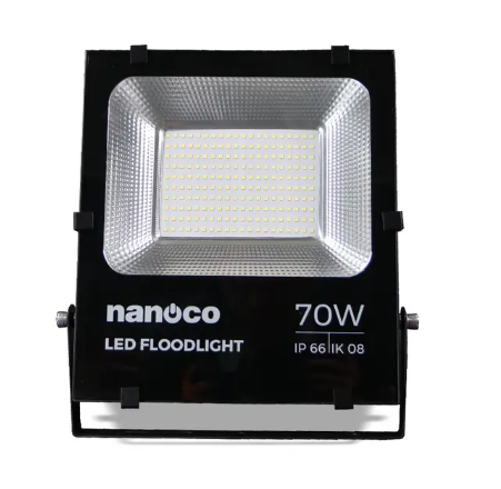 70W/220V *Màu ánh sáng  : Trắng 6500k *Kích thước sản phẩm (mm) : 255 x 285 x 60